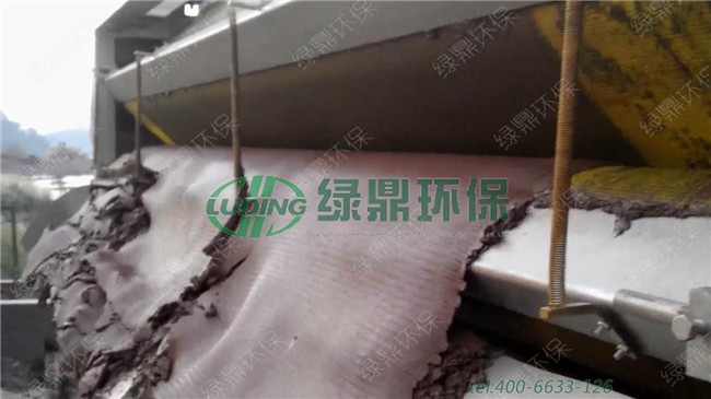 固液分離鐵尾礦脫水處理視頻 固液分離鐵尾礦脫水處理視頻